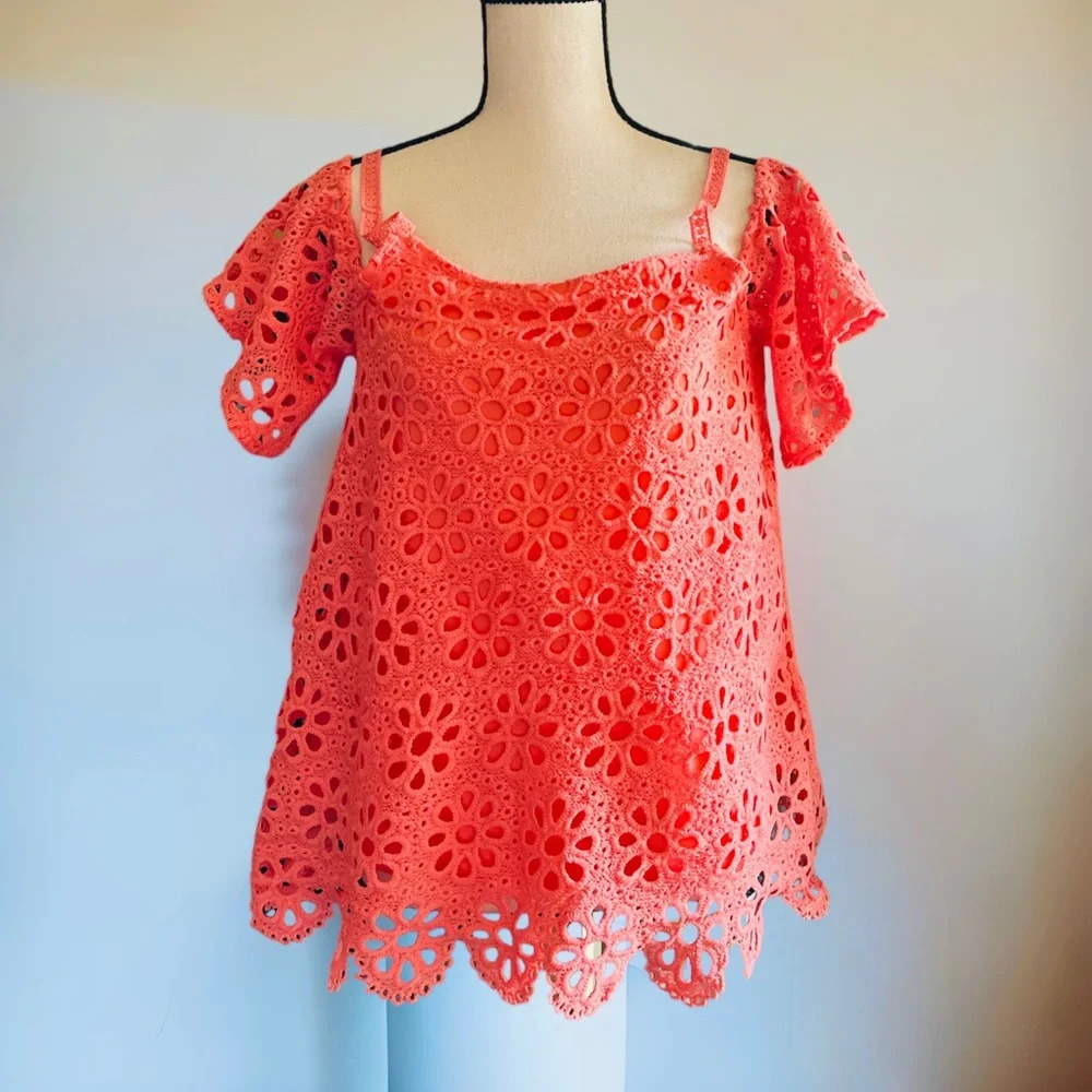 Maurice women off the shoulder top -blouse Size Medium - Picture 5 of 8